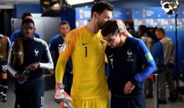 记者爆料法国队视频,揭秘球队备战与训练细节